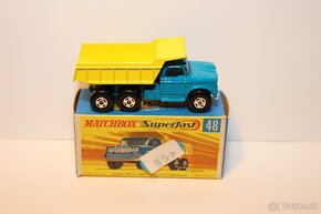 Matchbox SF Dodge dumper truck - 4