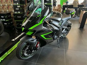 Kawasaki ZX-10R 2022 - 4