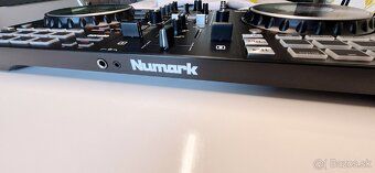 NUMARK Mixtrack Platinum FX - 4