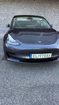 Tesla model 3 Standard Range plus - 4