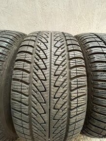 Goodyear 225/40R18 - zimne - 4