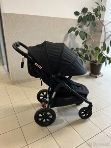 VALCO BABY Kočík športový Sport Trend 4 Ash Black, čierny - 4