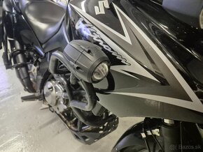 Suzuki DL650 vstrom - 4