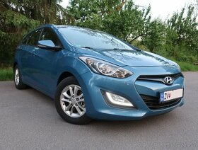 Predám Hyundai i30 2013 CRDi AUTOMAT + ťažné - AJ NA SPLÁTKY - 4