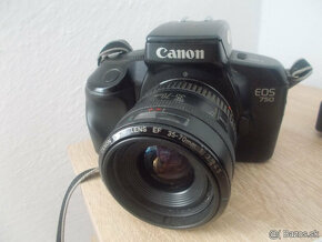 CANON EOS 750 - 4