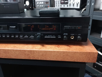 Yamaha MDX-595 - - 4