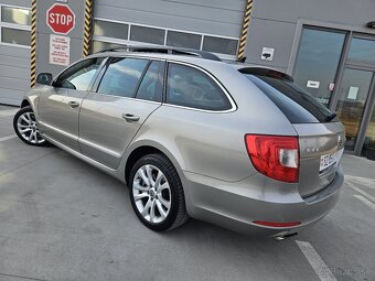 Škoda Superb Combi 3.6 FSI V6 4x4 Elegance DSG F1,260PS - 4