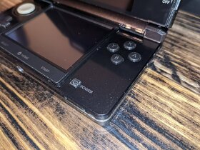 Japonské Nintendo 3DS 2011 - 128GB - 4