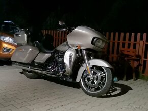 Harley Davidson - 4