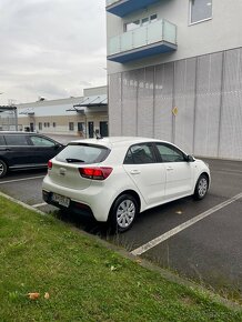 Kia Rio 2021 - 4