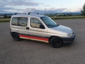 Peugeot Partner Combi 55 kW r.v. 2000 ťažné benzín - 4