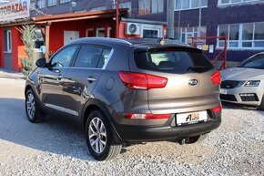 Kia Sportage 2.0 CRDi 4WD Gold A/T - 4