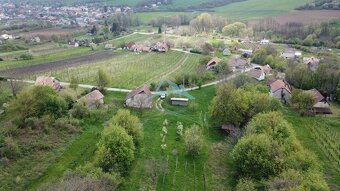 Exkluzívne : Ponúkame na predaj zachovalú murovanú poschodov - 4