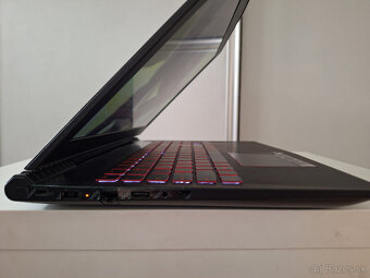 Lenovo Legion Y520-15IKBN - TOP STAV - 4