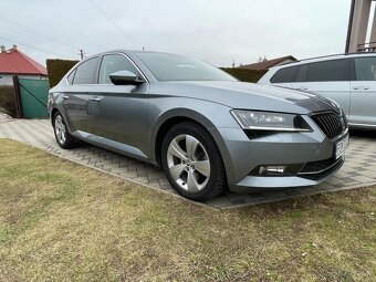 Škoda Superb 3   2.0 TDI 110 kw manuál 6st. - 4