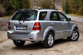 Kia Sorento 2,5 CRDi A/T 4x4 (ťažné, koža, el.sedadlo) - 4