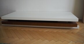 Stolík pod TV - 4