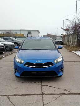 Nová Kia Ceed 1,5 T-GDi GOLD, LED PACK, GOLD + MY 2025 - 4