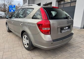 Kia Cee´d 1.4 16V benzín manuál 66 kw - 4