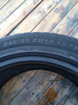 245/45 r19 - 4