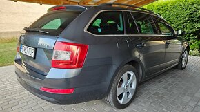 Skoda Octavia Combi 1.6 TDI Elegance Bixenon Navigacia Koža - 4