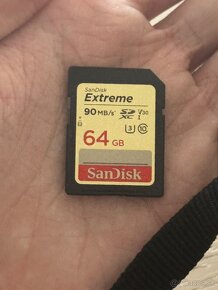 NIKON D3400 18-55 + SanDisk Extreme 64GB - 4