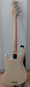 Fender Mark Hoppus Signature Jazz Bass - 4