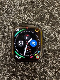 Apple Watch 8 45mm - 4