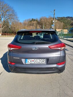 Hyaundai Tucson - Auto na predaj - predám auto - 4