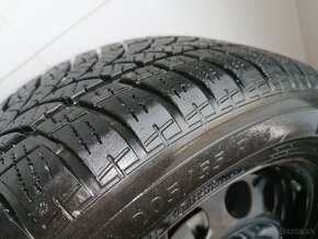 Zimné pneumatiky +Puklice 5x112 205/55R16 Cena 130€ - 4