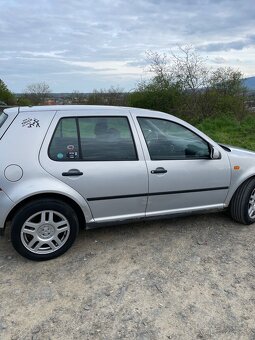 Volkswagen Golf IV - 4