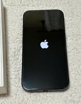 iPhone 15 Pro 256gb Black Titanium - 4