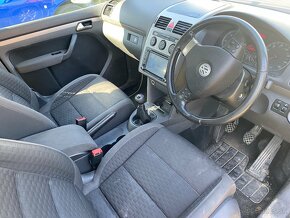 VW Touran 2.0tdi 103kw Rozpredám - 4