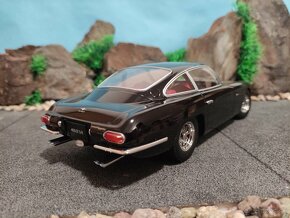 Prodám nový model 1:18 Lamborghini 400GT 2+2 - 4