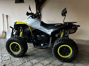 CAN AM Renegade 650XXC - 4