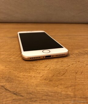 iPhone 8 64Gb Gold - Ako nový + Apple Nálepky - 4