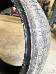 215/35 r19 - 4