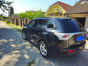 Mitsubishi Outlander Instyle  7 miestne diesel - 4