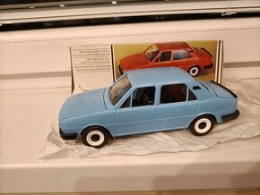 Skoda 120 kdn stare hracky - 4