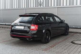 Škoda Octavia Combi 4x4 RS DSG Challenge - 4