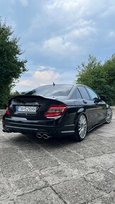 Mercedes Benz C350 - 4