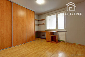 Na predaj: 3 izbový byt 66 m² + murovaná pivnica 9 m²  , Hla - 4