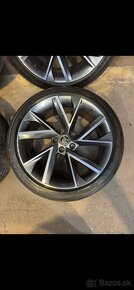 Predam Skoda Vega 5x112 R19 235/40r19 letné - 4