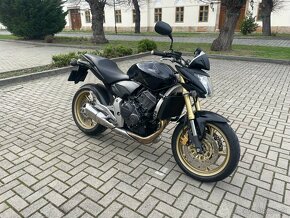 Honda hornet 600 CB - 4