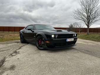 Dodge Challenger SRT Hellcat Widebody - 4