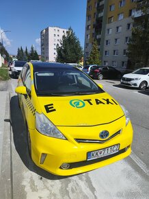 Toyota prius plus  hybrid +lpg - 4