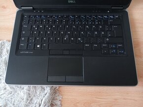 Dell Latitude E7440 / Intel core i7 / 8gb ram / 240gb ssd - 4