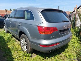 Audi Q7 - 4