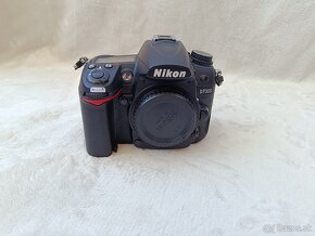 Nikon D7000 - 4