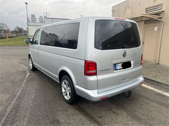 VW caravelle 2.0 T5 9 miestne - 4